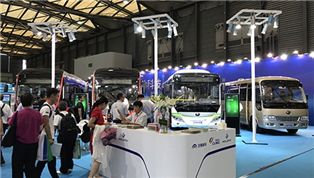 公交、團(tuán)體、BRT 宇通上演“重磅大咖秀”