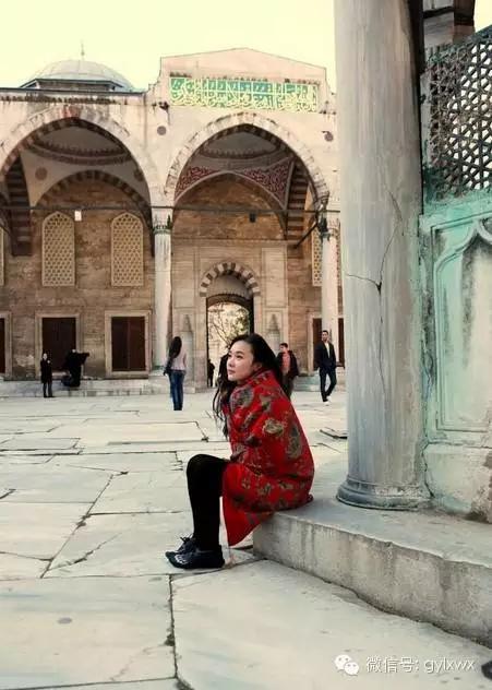 明星旅行糗事一籮筐 總有一個(gè)萌到你！