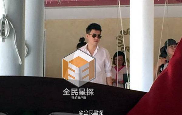 網(wǎng)曝趙麗穎緋聞男友已婚有育 網(wǎng)曝趙麗穎緋聞男友已婚有育