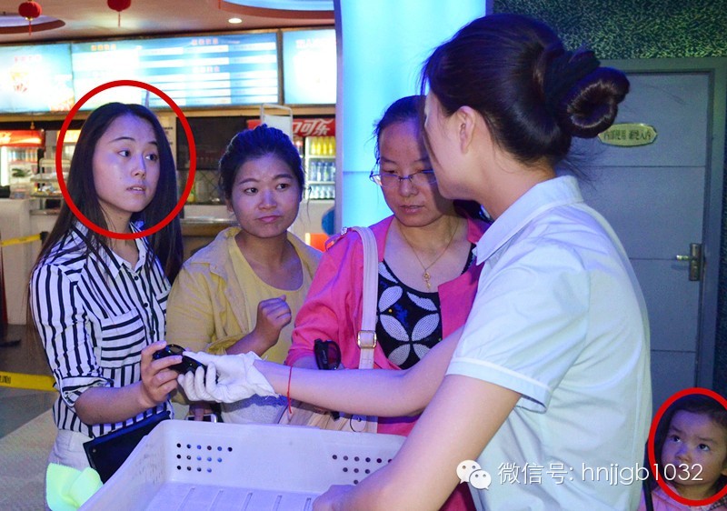 　　看完這部電影，我只有一句話要對復(fù)仇者們說：你們耍帥的時(shí)候考慮過我們普通老百姓的感受嗎??？