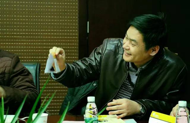 孫躍青 鄭州市公交公司車長，首屆河南十大影響力公職人員獲獎(jiǎng)?wù)? oldsrc=