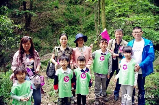 這表情是喜還是樂(lè)？