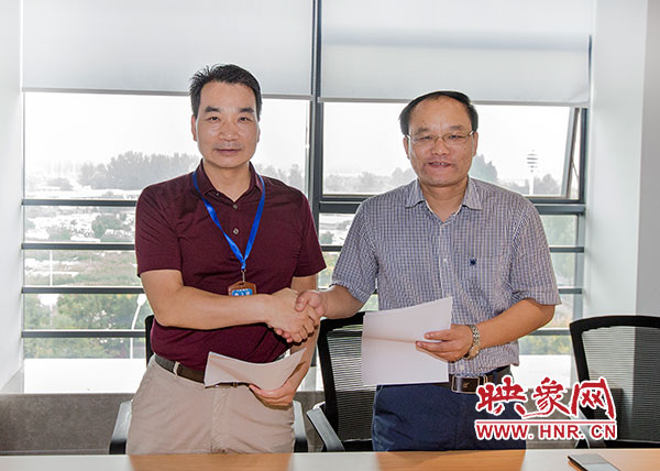 映象網(wǎng)與醫(yī)藥衛(wèi)生報(bào)簽署戰(zhàn)略合作協(xié)議 映象網(wǎng)與醫(yī)藥衛(wèi)生報(bào)簽署戰(zhàn)略合作協(xié)議