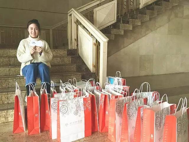 每一位到現(xiàn)場的小伙伴都獲得了我們精心準備的小禮品哦！