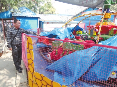 小涵的家人說(shuō)，小涵就是在這里被卷進(jìn)車(chē)輪下的