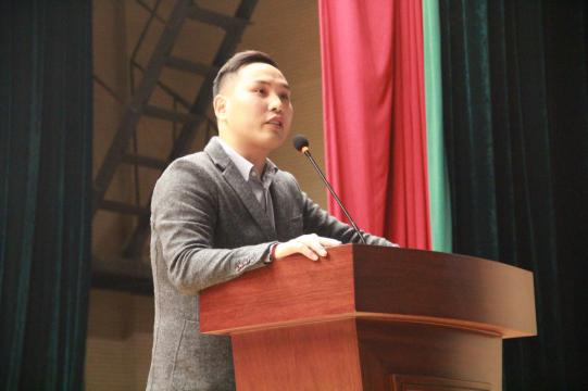 班朝陽(yáng)老師與同學(xué)們分享創(chuàng)業(yè)心得