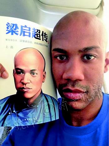 馬布里微博營(yíng)銷《梁?jiǎn)⒊瑐鳌窐I(yè)內(nèi)：難預(yù)測(cè)效果