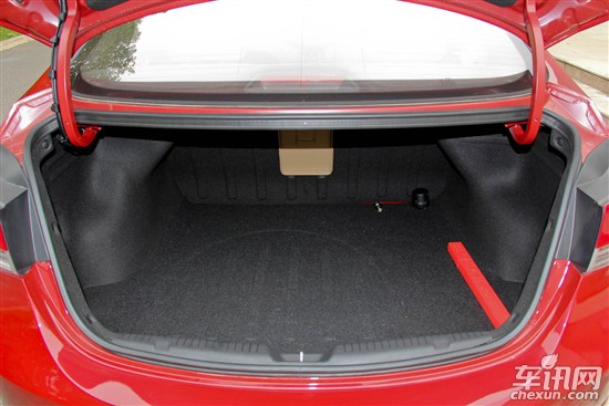 現(xiàn)代朗動 現(xiàn)代朗動