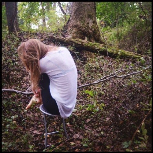 斯諾登女友公布的照片之一,說(shuō)明為“(_ _ )” 斯諾登女友公布的照片之一,說(shuō)明為“(_ _ )”