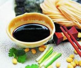 喝牛奶能美白？盤點(diǎn)關(guān)于飲食改變膚色的謠言