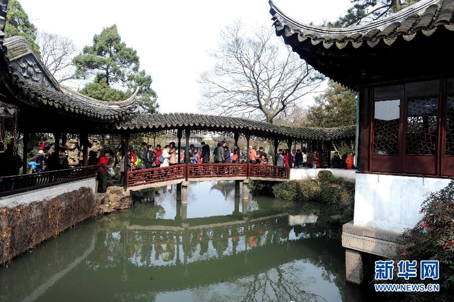 春節(jié)黃金周全國共接待游客2.03億人次同比漲15.1% 春節(jié)黃金周全國共接待游客2.03億人次同比漲15.1%