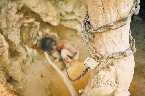 何時(shí)“解鎖”，仍需我們靜下心來共同反思。