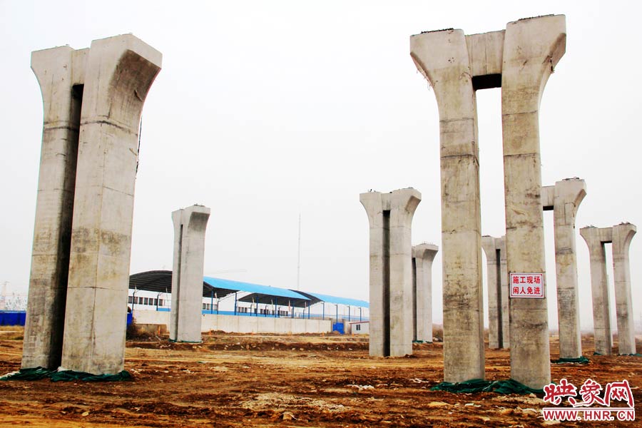 今年9月份，媒體曾報(bào)道稱，此項(xiàng)目停工的原因主要是資金鏈斷裂。