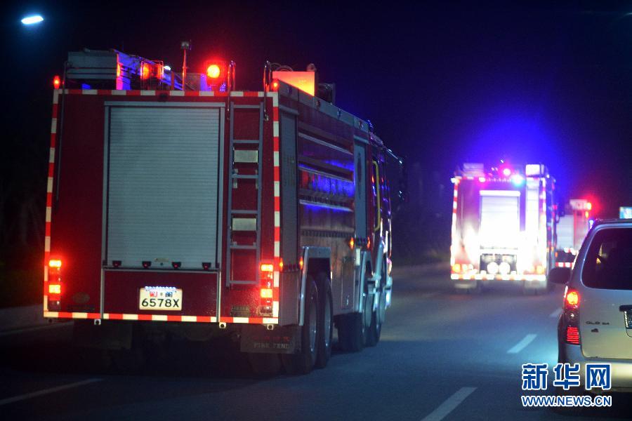 4月7日，消防車(chē)輛趕往事故現(xiàn)場(chǎng)。