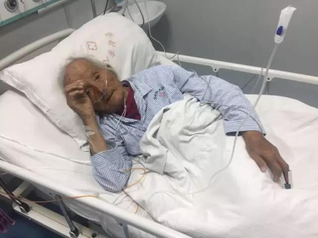 登封86歲老人在ICU住5天 仨女兒全都避而不見(jiàn)