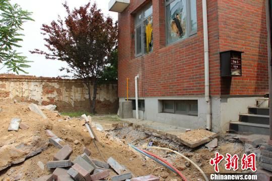 河北聽證會代表遭連續(xù)報復(fù)已不敢回家居住(圖) 河北聽證會代表遭連續(xù)報復(fù)已不敢回家居住(圖)