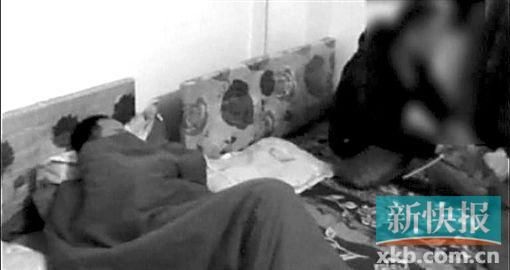 廣州搗毀一男同性戀者聚眾淫亂窩點(diǎn)。視頻截圖