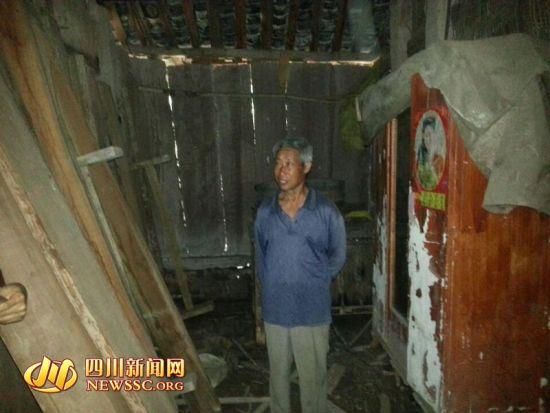 王本余的堂兄王本武向四川新聞網(wǎng)記者介紹王本余還剩下的財物。