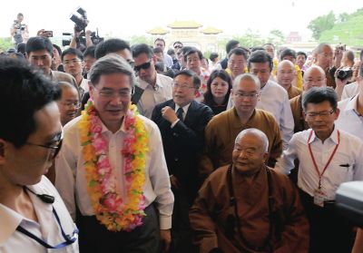 張志軍步入禮敬大廳。