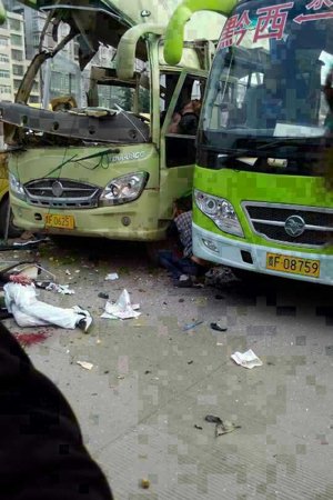 爆炸現(xiàn)場。圖片來自網(wǎng)絡