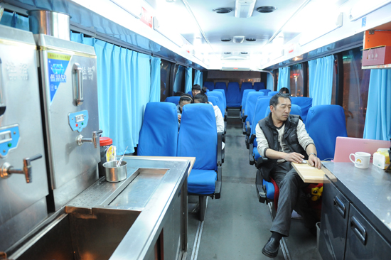 巴士內部布置 巴士內部布置