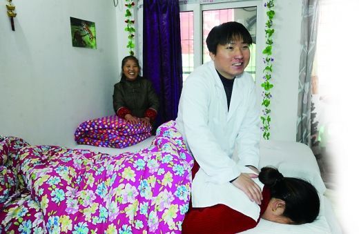 從失明絕望到振作開店，盲小伙陳冬經(jīng)歷重生