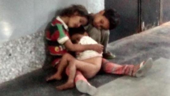 印度三姐弟被父遺棄 社交網(wǎng)站轉(zhuǎn)發(fā)終與母親團(tuán)聚 印度三姐弟被父遺棄 社交網(wǎng)站轉(zhuǎn)發(fā)終與母親團(tuán)聚