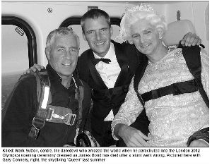 “空降007”—41歲的馬克·薩頓(中) “空降007”—41歲的馬克·薩頓(中)