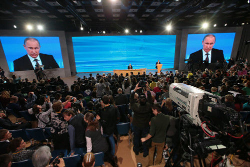 普京:俄羅斯未向?yàn)蹩颂m施壓烏是兄弟國(guó)家 普京:俄羅斯未向?yàn)蹩颂m施壓烏是兄弟國(guó)家