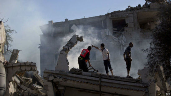 加沙地帶建筑在空襲中被毀。來源：BBC網(wǎng)站