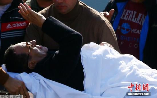 　埃及法院29日作出終審判決，裁決前總統(tǒng)穆巴拉克涉嫌謀殺示威者一案不成立，穆巴拉克將無(wú)罪釋放。圖為穆