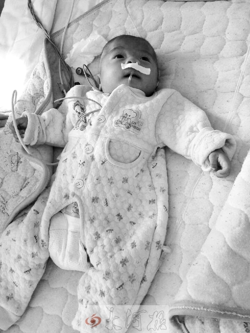 被巡防隊員發(fā)現(xiàn)的棄嬰 被巡防隊員發(fā)現(xiàn)的棄嬰