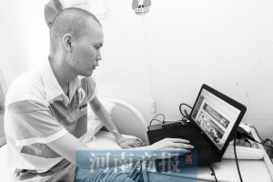 一下子來了這么多生意，程祥驚喜之余，有點(diǎn)不知所措　記者 王春勝/攝