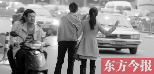 鄭州暫不會(huì)對打車軟件喊停 鄭州暫不會(huì)對打車軟件喊停