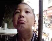 爺爺走后,他一直在哭。