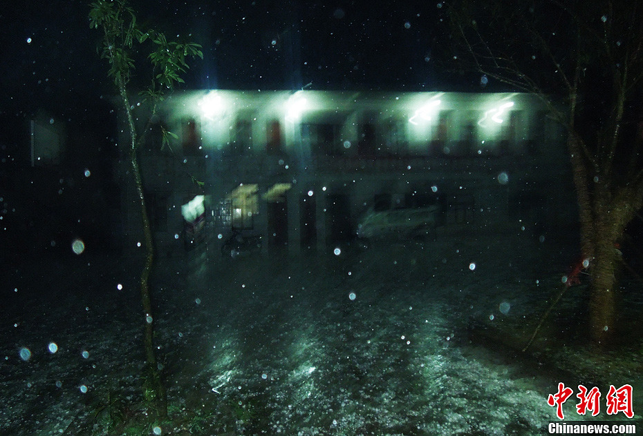 貴州省貴定縣鐵廠鄉(xiāng)遭受百年來最嚴重的冰雹災(zāi)害：造成直接經(jīng)濟損失1473萬元。