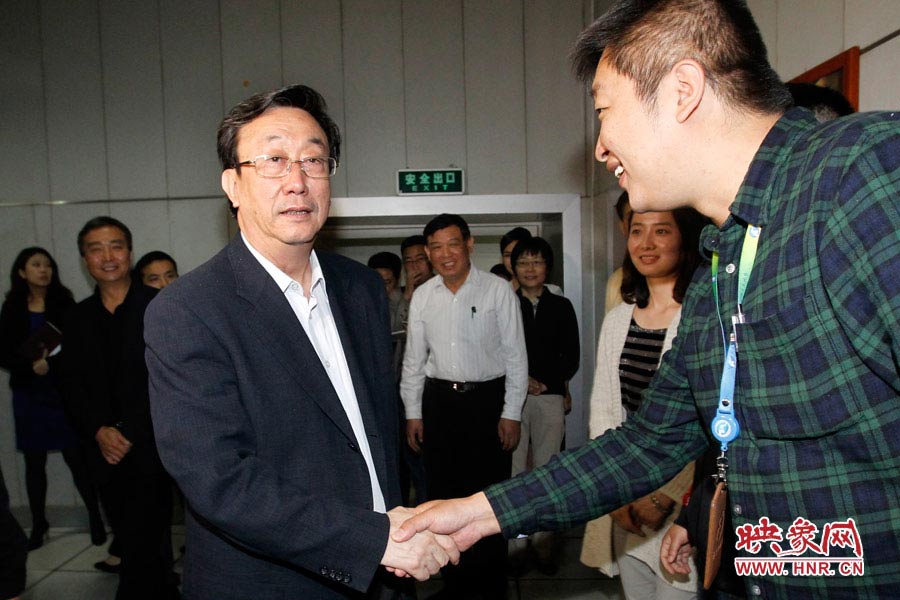 河南省委書記、省人大常委會主任郭庚茂視察河南人民廣播電臺 映象網(wǎng)記者邵恰 段晉哲/攝