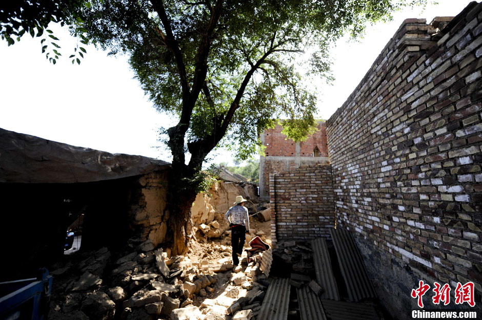 甘肅定西地震:岷縣永光村救援現(xiàn)場(chǎng)直擊 甘肅定西地震:岷縣永光村救援現(xiàn)場(chǎng)直擊