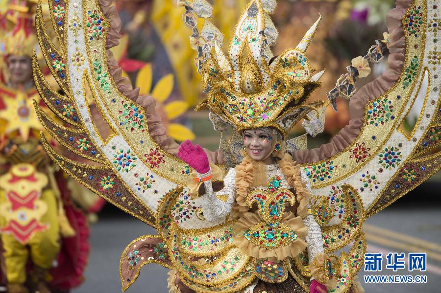 美國(guó)帕薩迪納舉行第124屆玫瑰花車(chē)游行 美國(guó)帕薩迪納舉行第124屆玫瑰花車(chē)游行