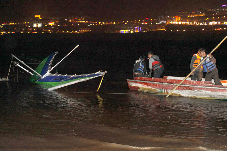 "中國第一飛人"墜湖遇難 "中國第一飛人"墜湖遇難
