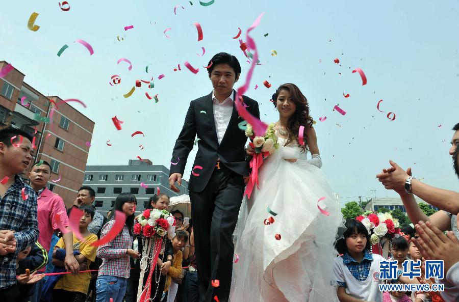 直擊震區(qū)：生活，依然在繼續(xù)