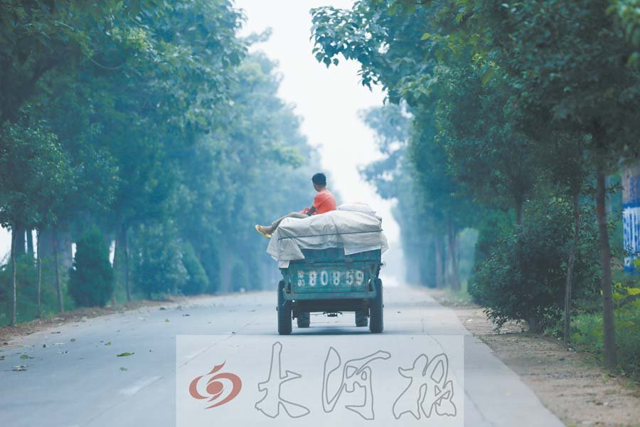 00后男孩"旱生"賣瓜記 00后男孩"旱生"賣瓜記