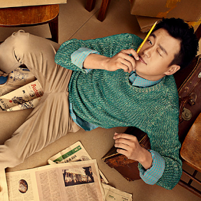 佟大為玩校園復(fù)古風