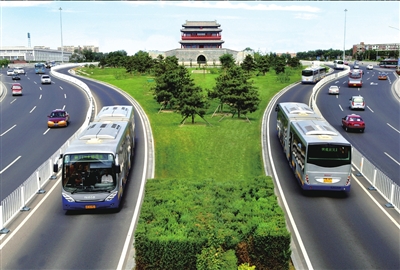 中軸路上的快速公交。