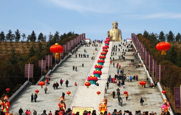 過大年 游堯山 浴溫泉 2014中原大佛新春廟會更精彩 過大年 游堯山 浴溫泉 2014中原大佛新春廟會更精彩