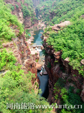 云臺山獲評“中國最美地質(zhì)公園” 云臺山獲評“中國最美地質(zhì)公園”