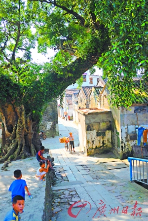 古鶴村的村落風(fēng)貌保存完好,猶如一處“世外桃源 ”。