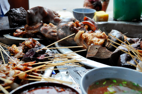 緬甸，繽紛的街邊平民小吃