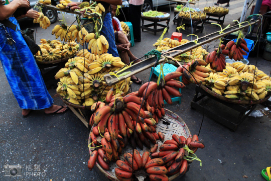 緬甸，繽紛的街邊平民小吃