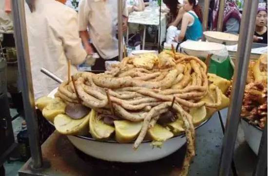 新疆奇葩”黑暗料理“ 你吃過嘛？